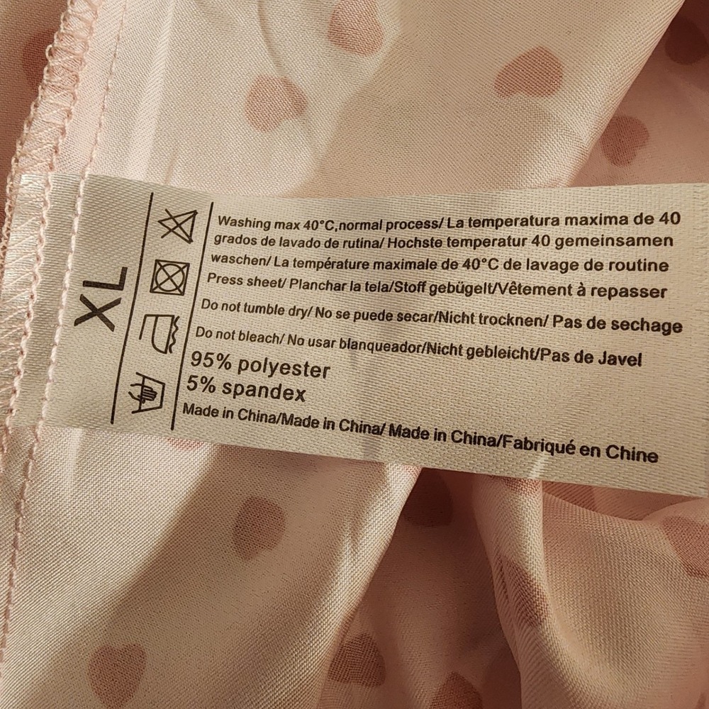 NWOT Pink Satin‎ Heart Print Pajama Set XL Cami Top Ruffle Shorts Sleepwear - Picture 6 of 6